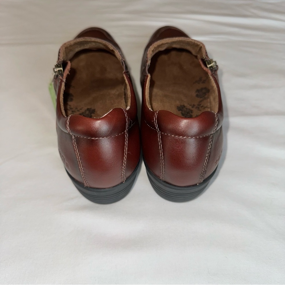 Taos Character Comfort Shoes in Whiskey Brown Leather Size 9.5 Slip On Casual - Picture 4 of 7